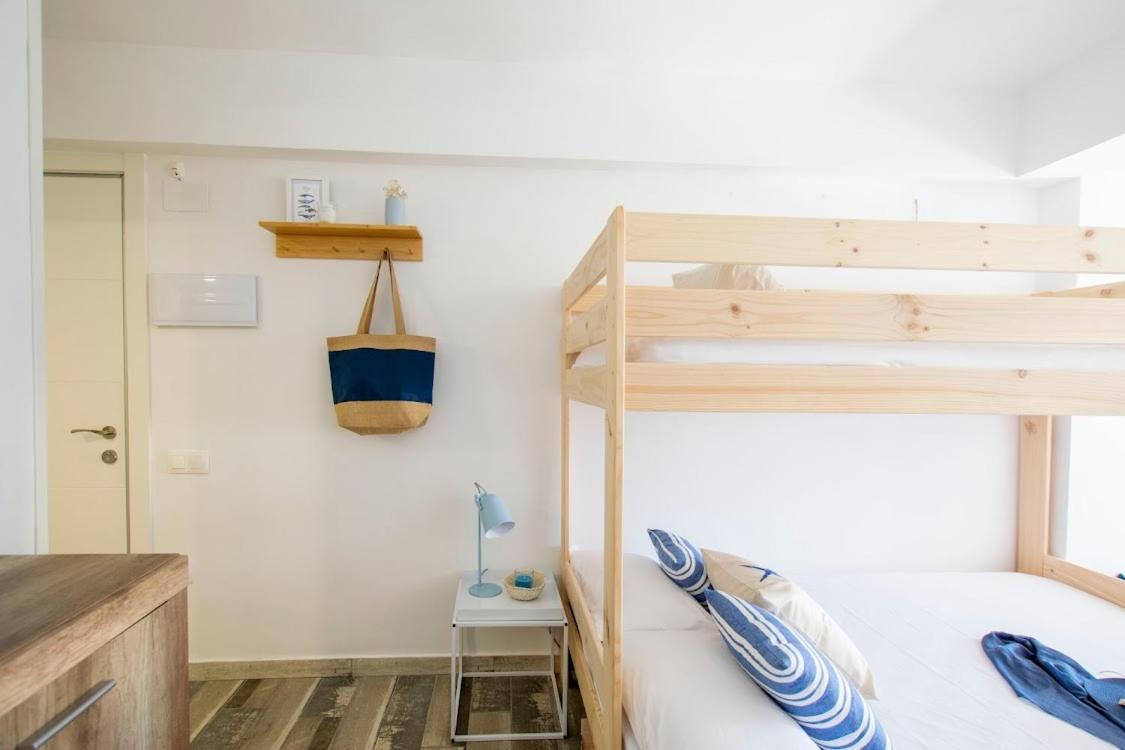 Apartbeach La Brisa Y Frente Playa La Pineda Luaran gambar